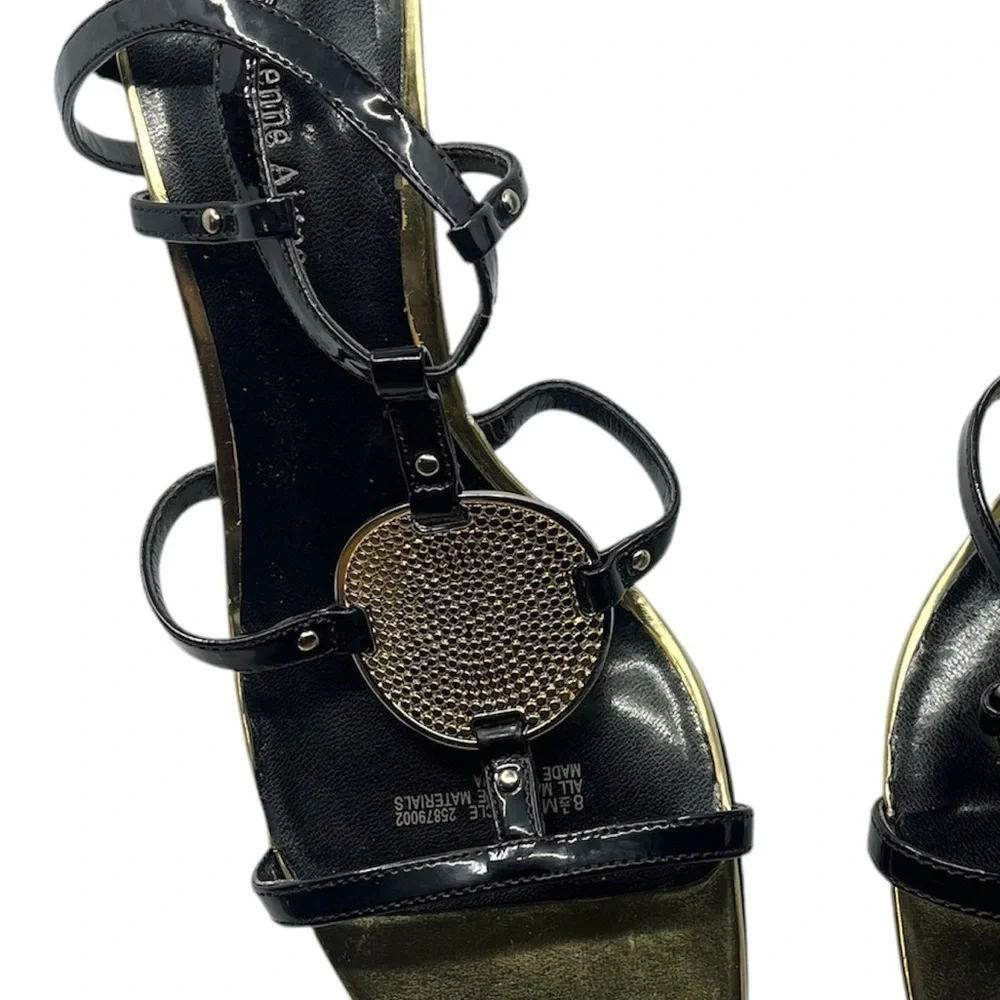 Size 8.5 M Etienne Aigner sandals black & gold